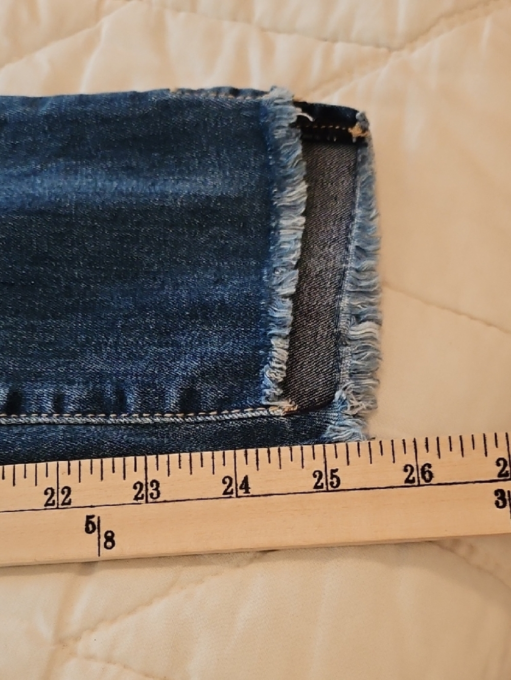 Royalty For Me- Distressed Skinny Jeans- Size 4 - Picture 5 of 7